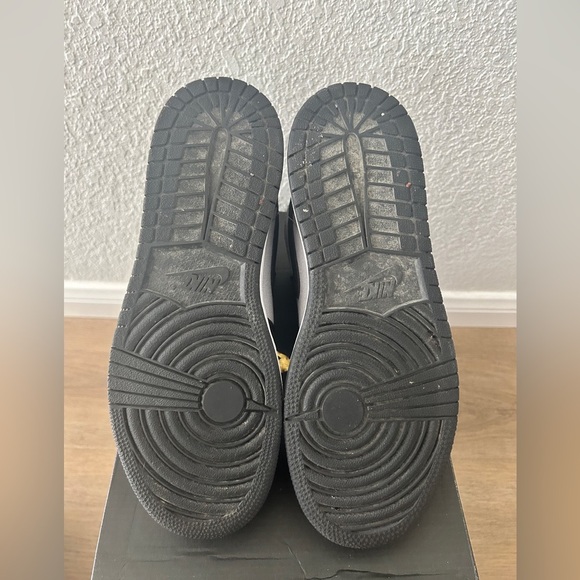 Air Jordan 1 Retro High GG “Wolf Grey/White-Black” -Size 5Y -Excellent Condition - Picture 12 of 12